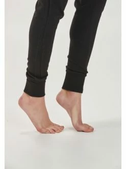 Budget ❤️ Outdoor & Sport Athlecia Jogginghose NIARY W Bamboo In 1001 Black Günstig Kaufen ⌛ -Athlecia Verkäufe athlecia jogginghose niary w bamboo in 1001 black 7